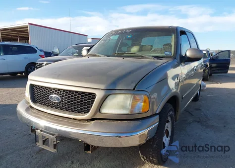 2002 Ford F-150 Lariat/Xlt from USA, damaged, VIN 1FTRW07L32KC54704